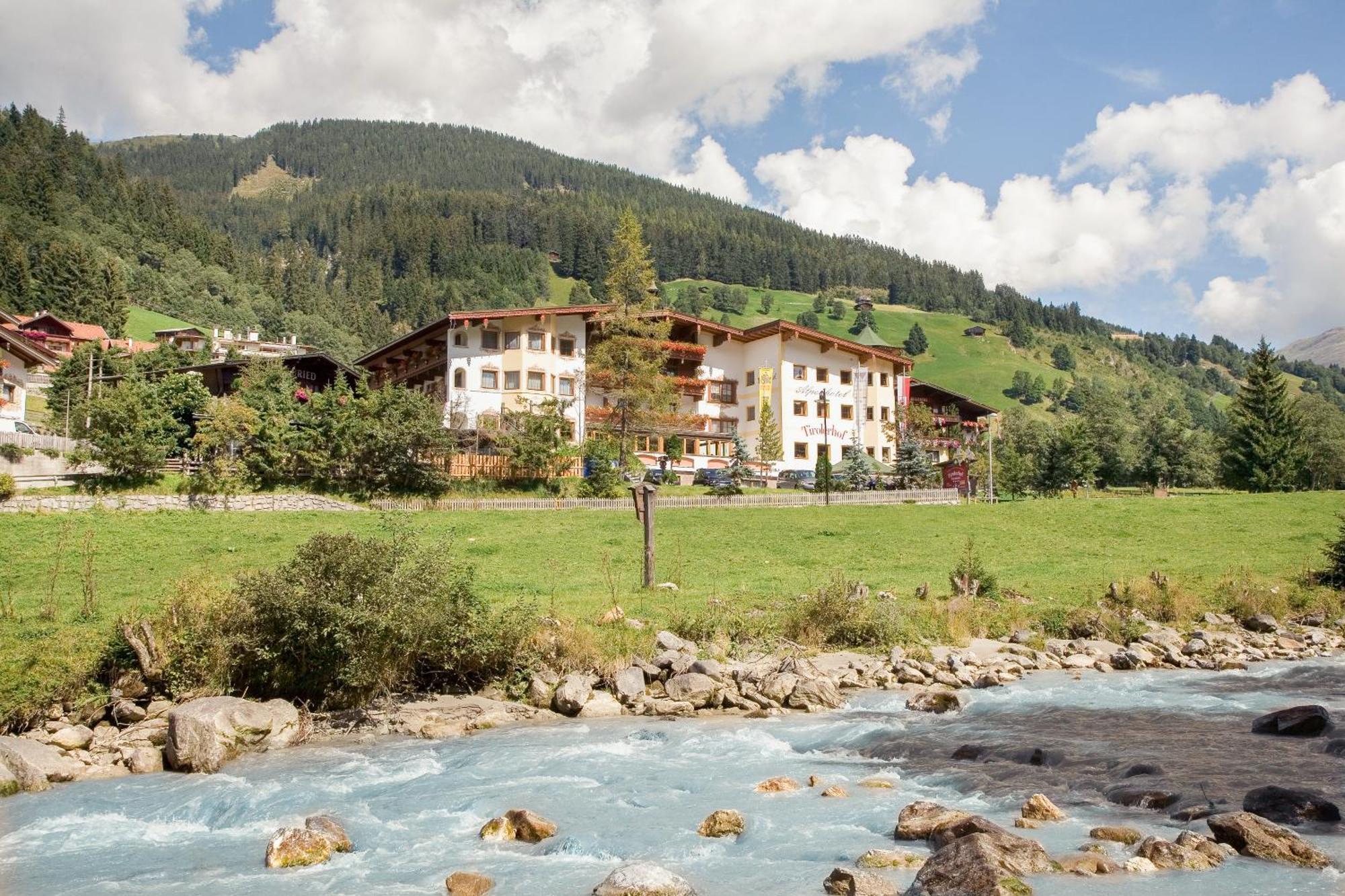 Alpenhotel Tirolerhof 겔로스 외부 사진