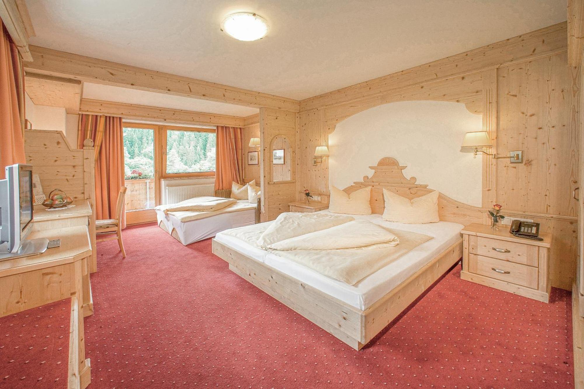 Alpenhotel Tirolerhof 겔로스 객실 사진