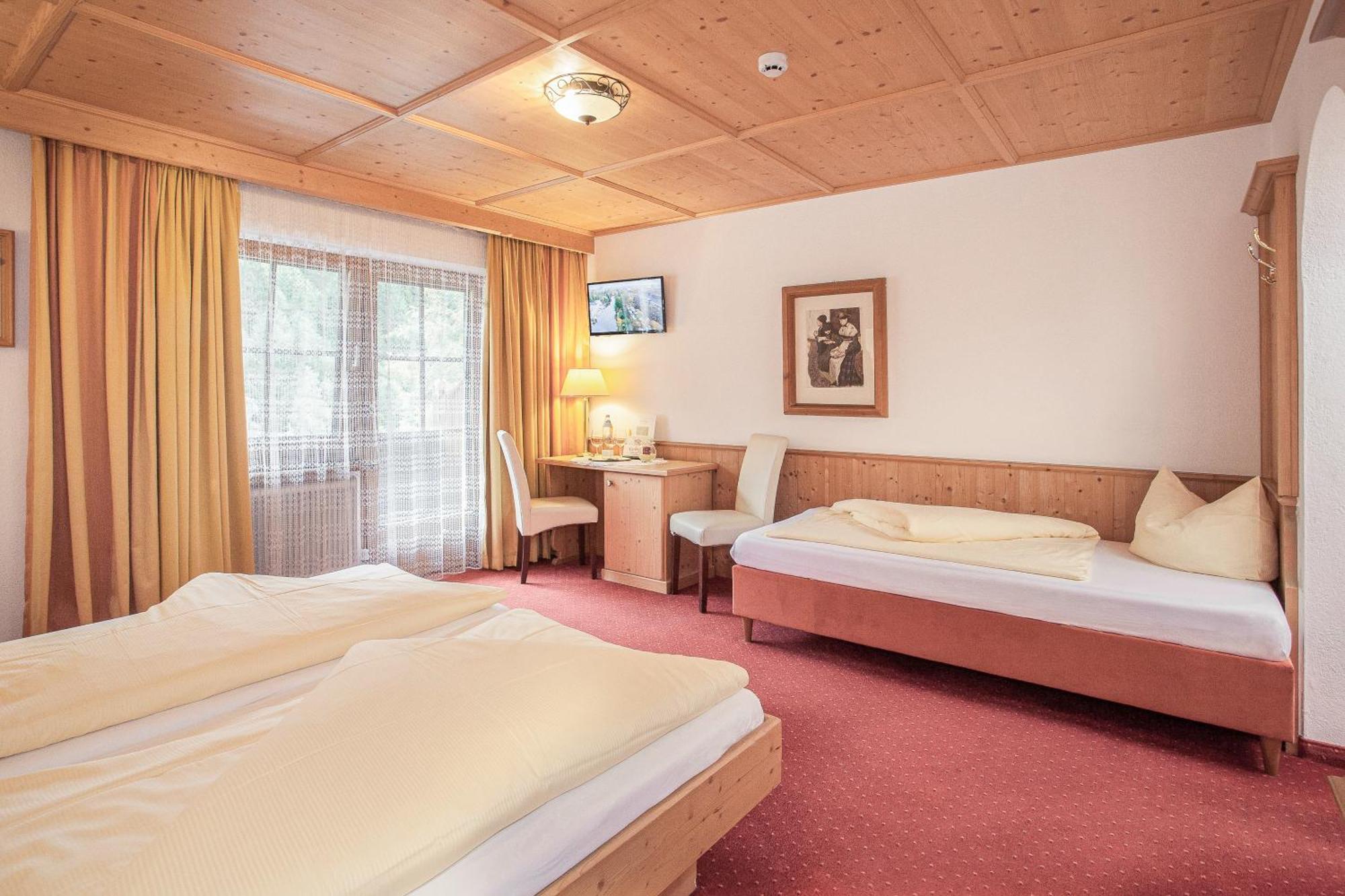 Alpenhotel Tirolerhof 겔로스 객실 사진