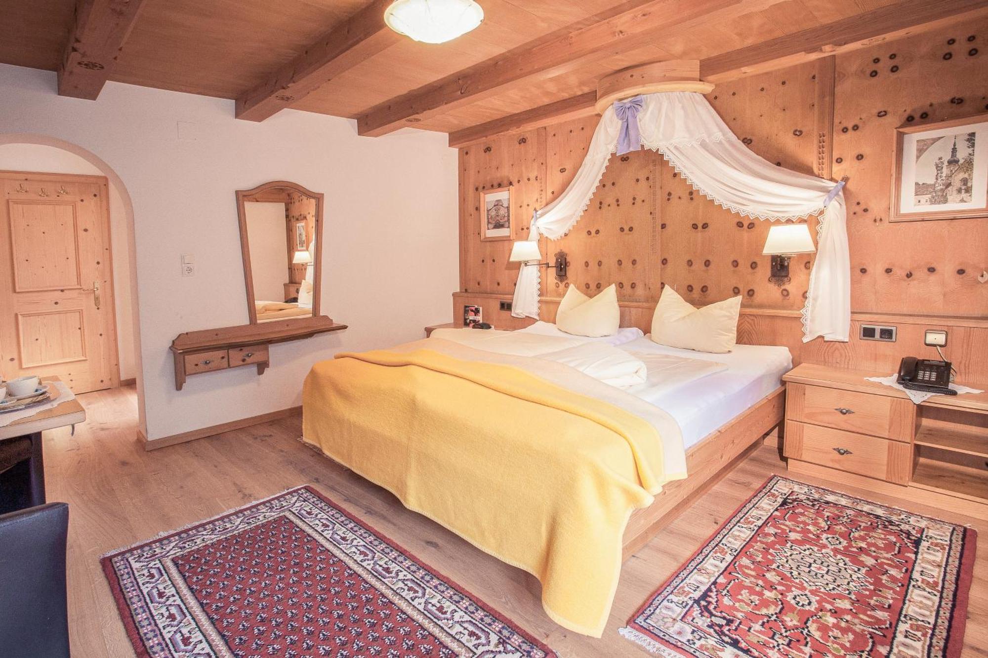 Alpenhotel Tirolerhof 겔로스 객실 사진